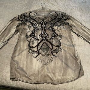 Men’s Roar Button Down Sz L